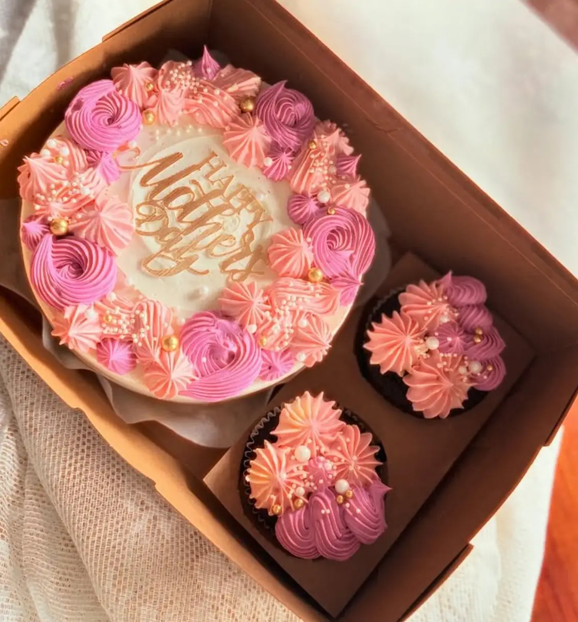 Custom cake by CakesForYou